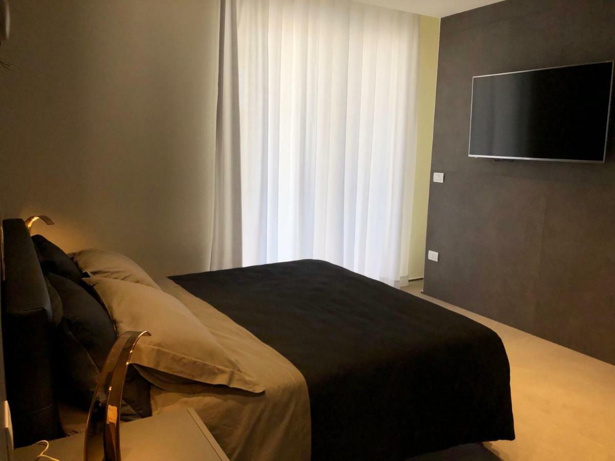 Golden Suites 50 Monopoli Exterior foto